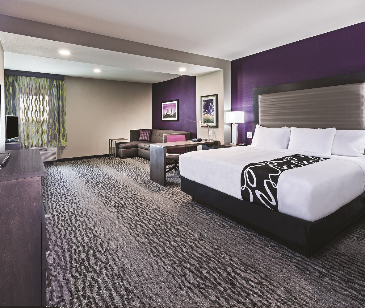 La Quinta Bedding Program