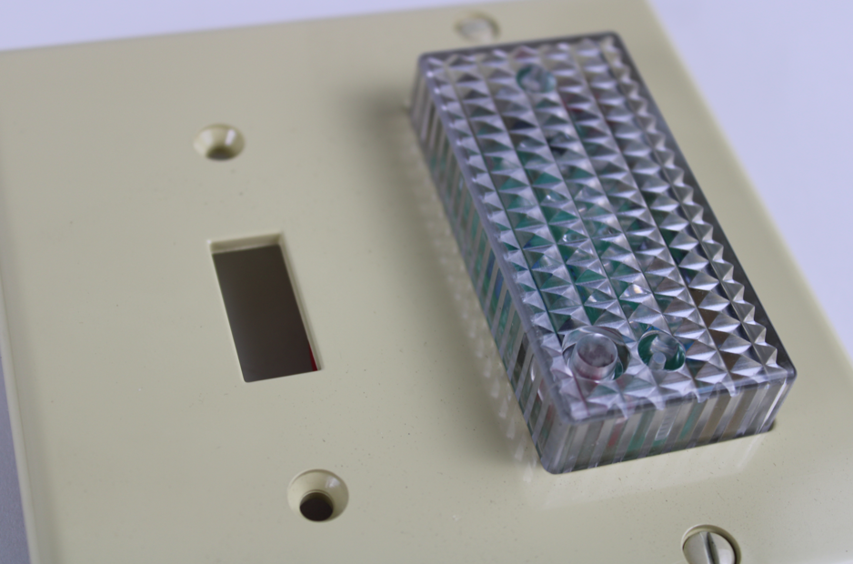 Night Light, Wall Plate Light, 1 Toggle/Led 200