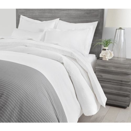 Days Inn, Storm Cloud Cumulus Decorative Top Cover, King 108x110, 24/CS